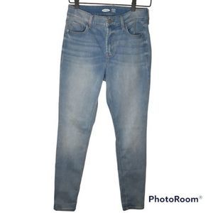 Old Navy Rockstar Super Skinny